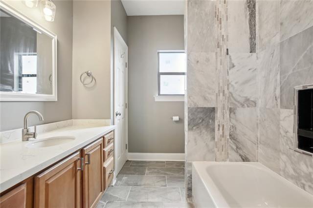 New Orleans, Louisiana 70124, United States, 3 Bedrooms Bedrooms, ,4 BathroomsBathrooms,Residential,Active,19543