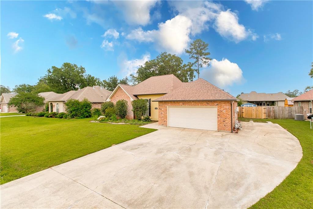 Photo 1 of 26 — 41210 COVEY RUN Road, Hammond, LA 70403