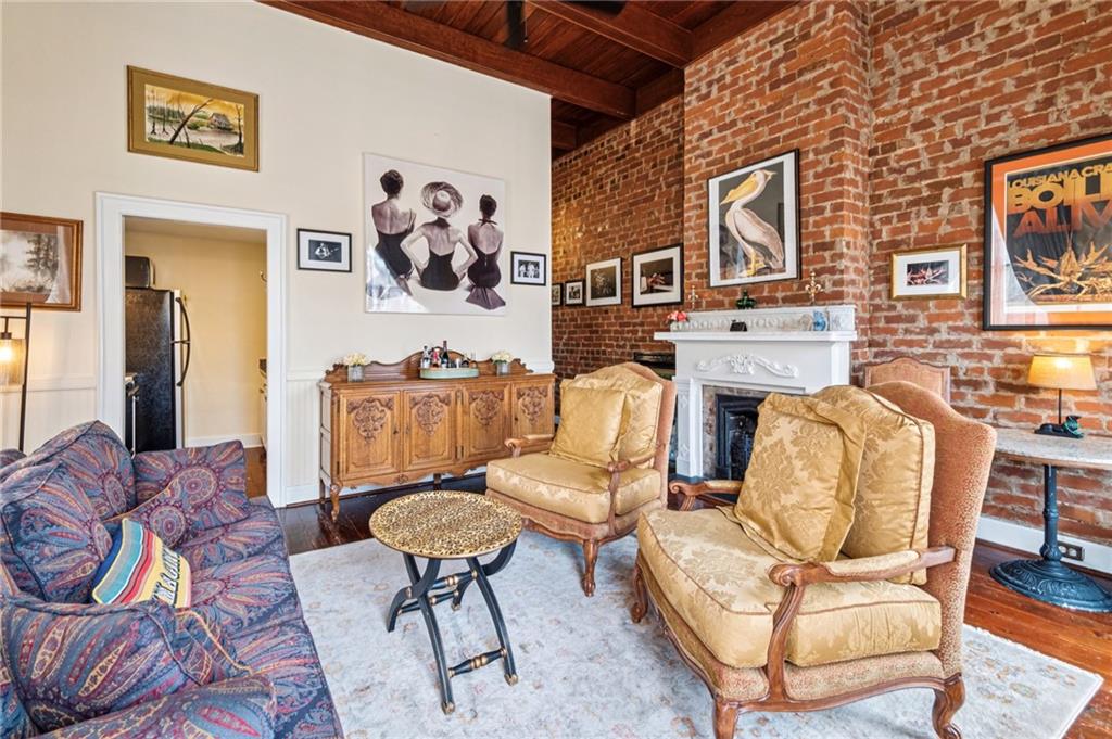 1210 CHARTRES Street 6