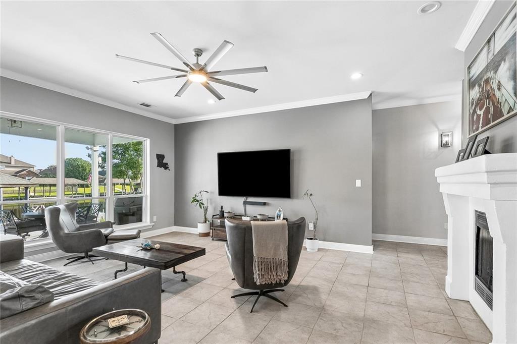 1533 CUTTYSARK Cove