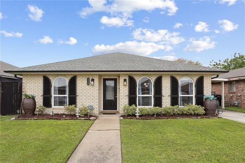 1112 GIUFFRIAS Avenue Metairie LA 70001