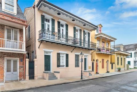 823 BARRACKS Street New Orleans LA 70116