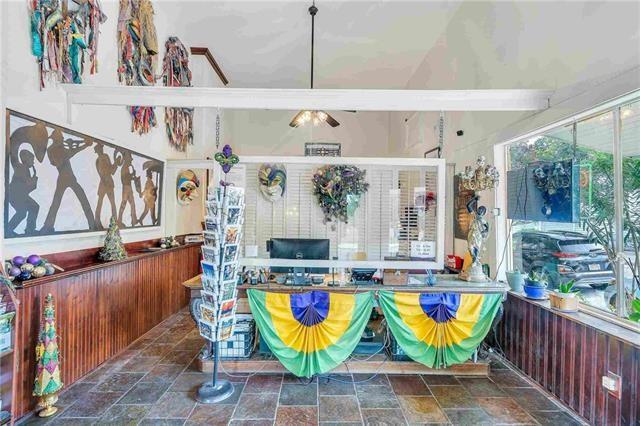 1001 MARIGNY Street