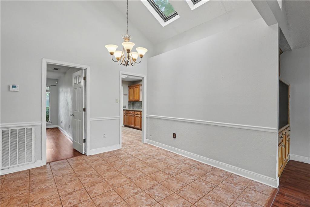 17517 AVALON Terrace