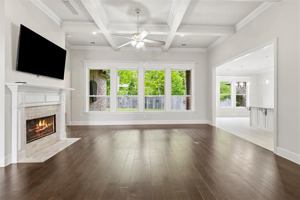 1557 RUE DE FONTAINE Street