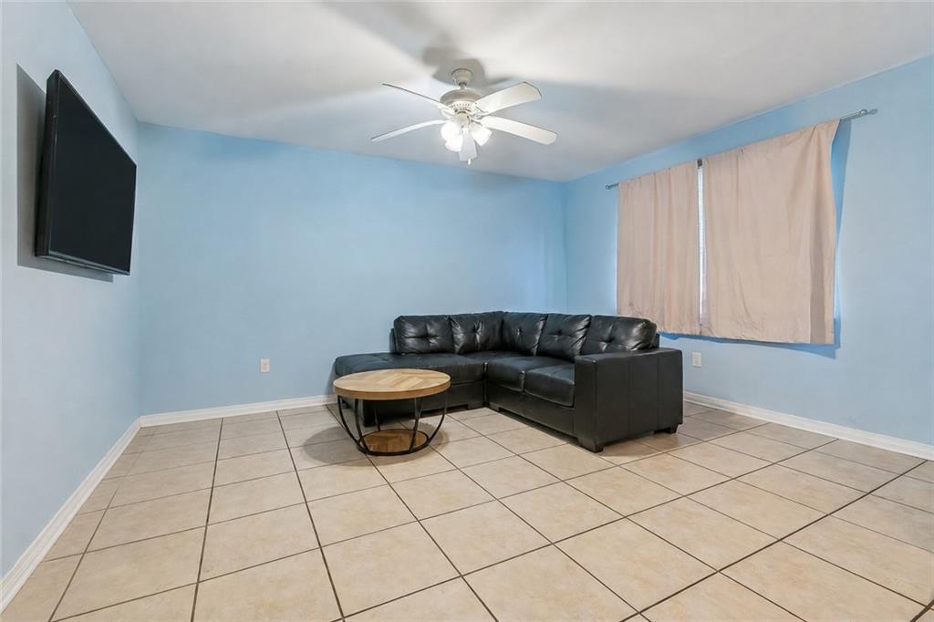 8416-18 VALOR Drive