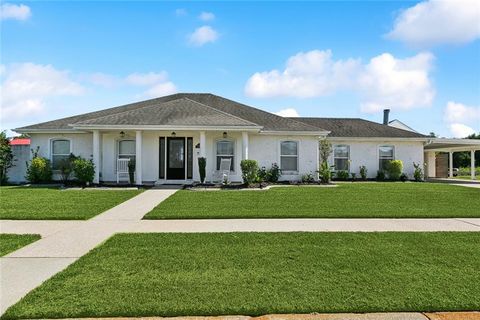 2909 FABLE Street Meraux LA 70075