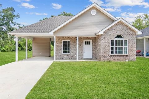 1105 SOUTH SPRUCE Street Hammond LA 70403