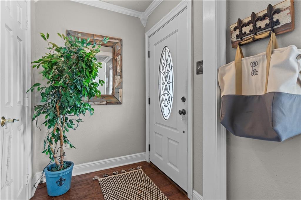 3329 GRANDWOOD Boulevard