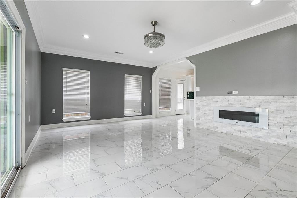 4662 PERRAULT Walk