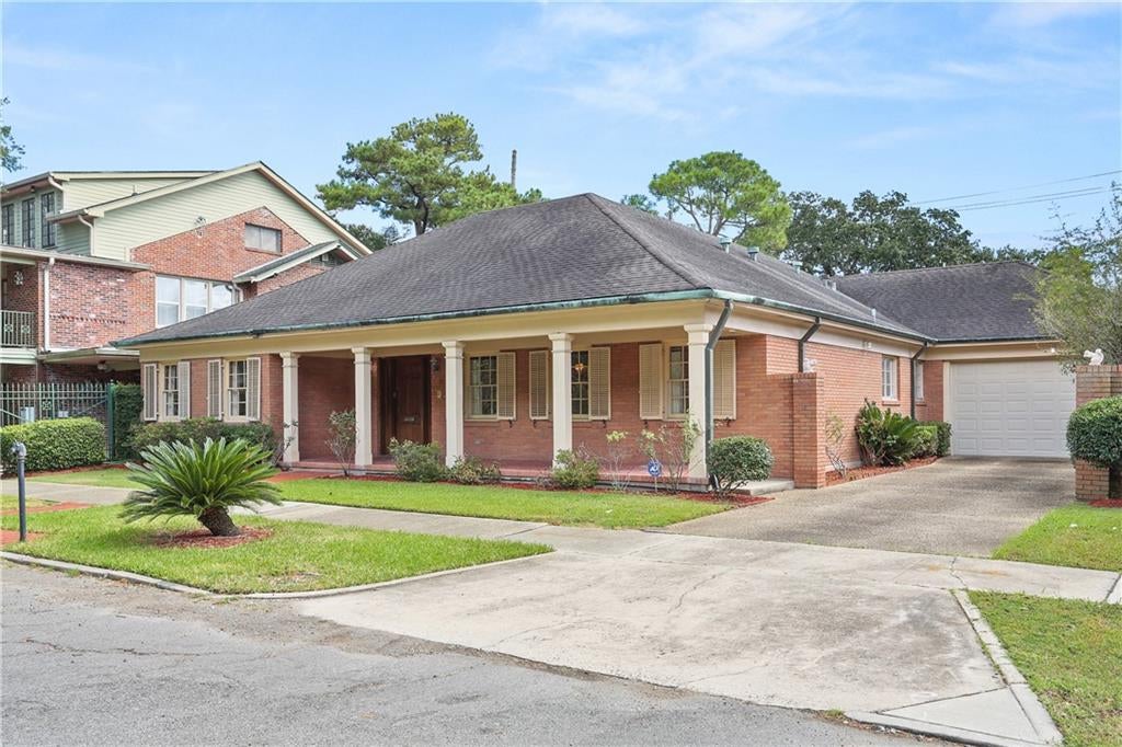 445 AUDUBON Boulevard
