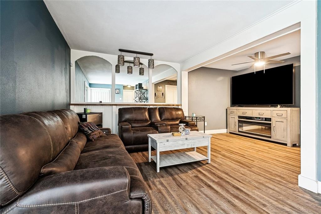 1161 LAKE Avenue 105