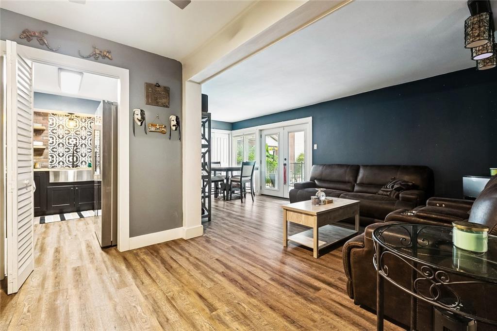 1161 LAKE Avenue 105