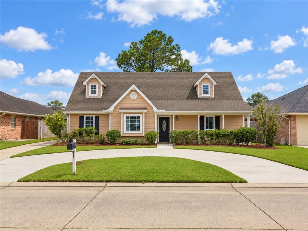 26 ASHLAND Drive