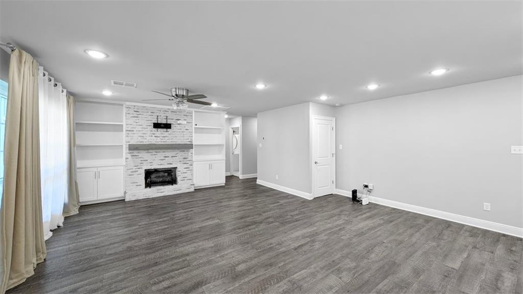 Belle Chasse, Louisiana 70037, United States, 3 Bedrooms Bedrooms, ,2 BathroomsBathrooms,Residential,Pending,183037