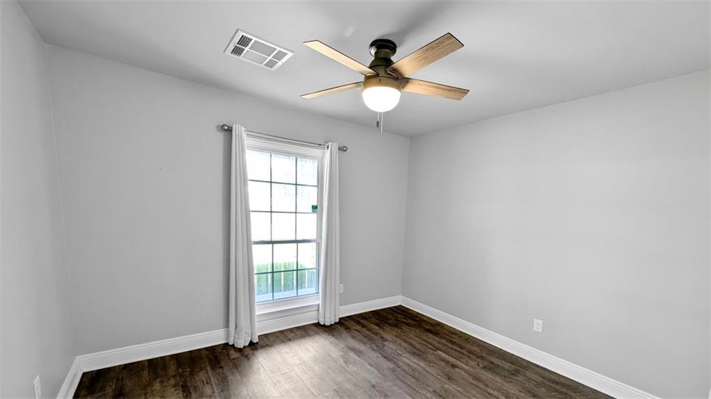 Belle Chasse, Louisiana 70037, United States, 3 Bedrooms Bedrooms, ,2 BathroomsBathrooms,Residential,Pending,183037