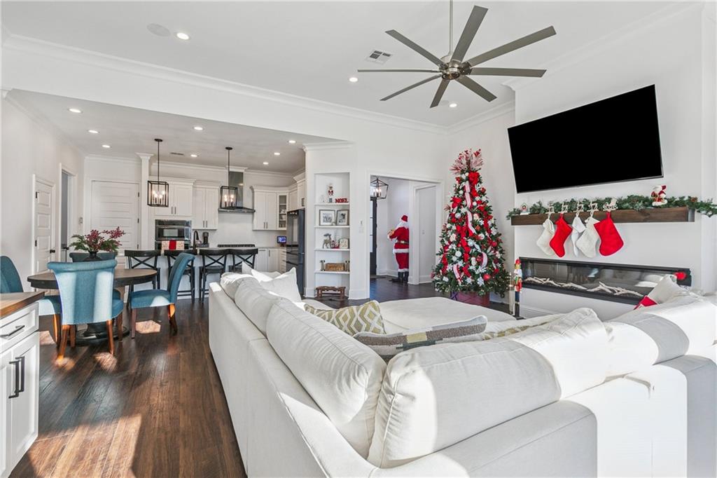 504 BELLE ORMOND Circle