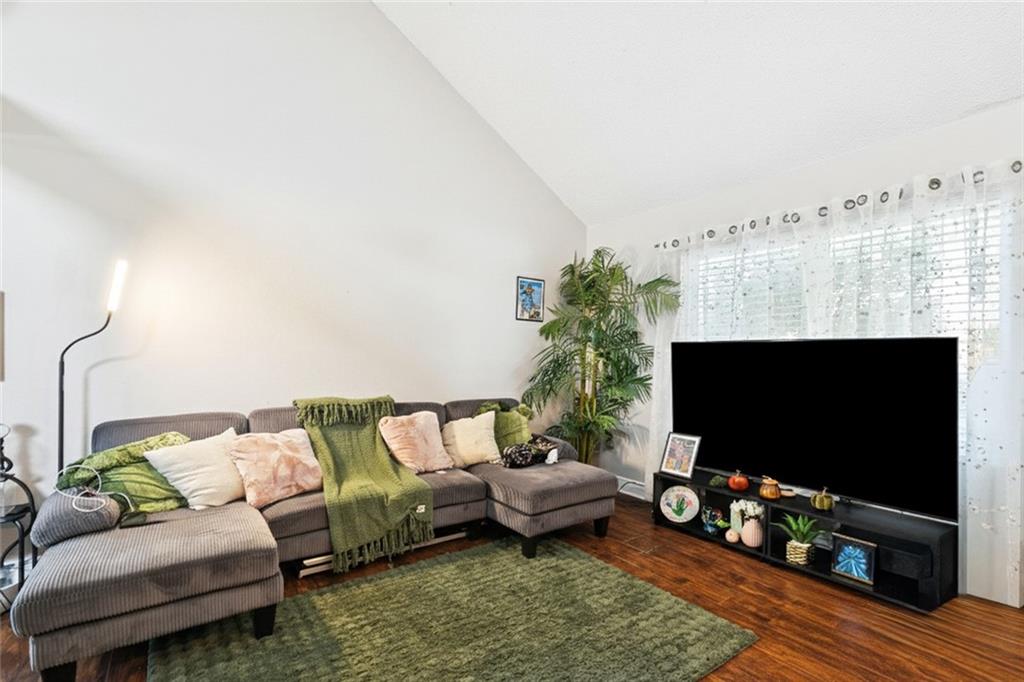 345 MAPLELEAF Drive