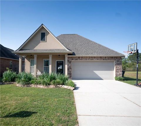 70421 CHAMBLY Court Madisonville LA 70447