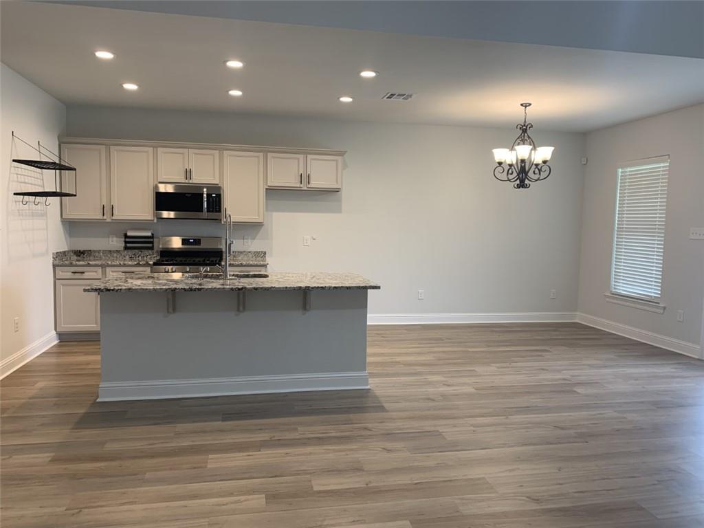 279 ASHTON PARC