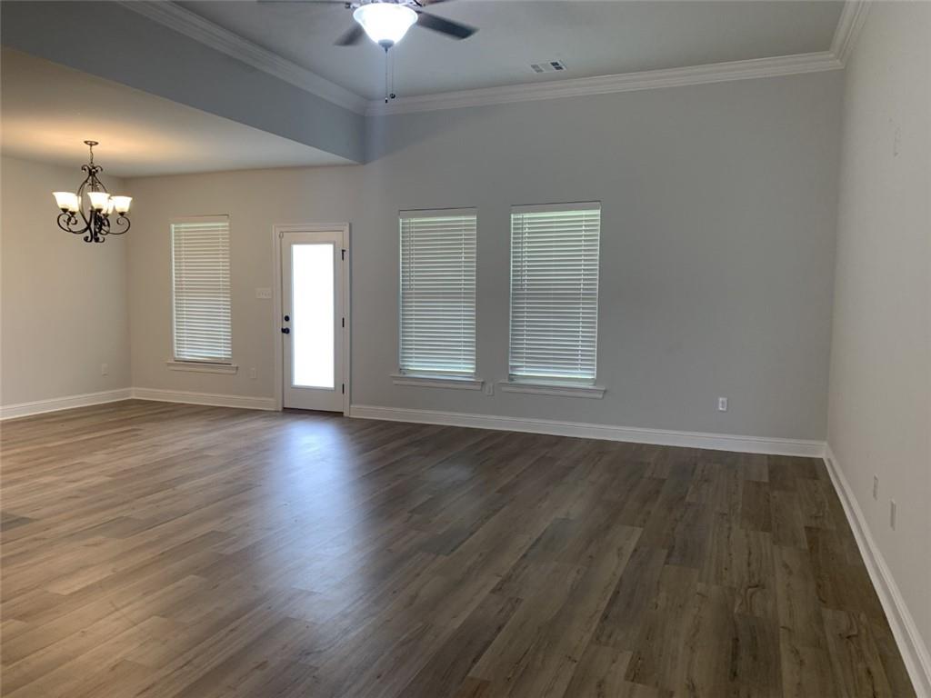 279 ASHTON PARC