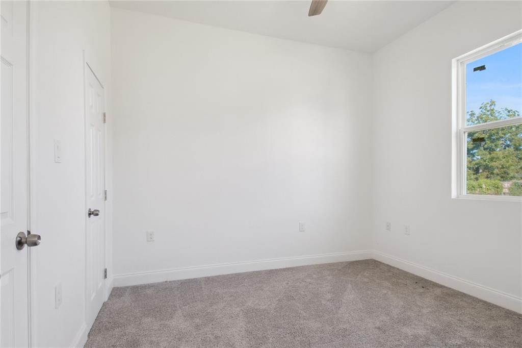 New Orleans, Louisiana 70126, United States, 4 Bedrooms Bedrooms, ,2 BathroomsBathrooms,Residential,Pending,69816