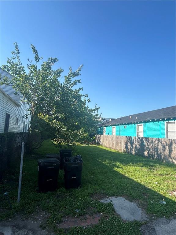 1656-1658 N CLAIBORNE Street