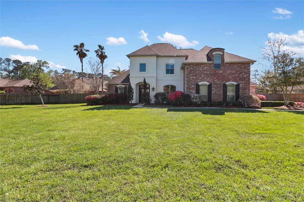 323 SANDALWOOD Drive