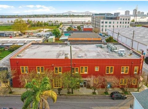 3000 ROYAL Street New Orleans LA 70117