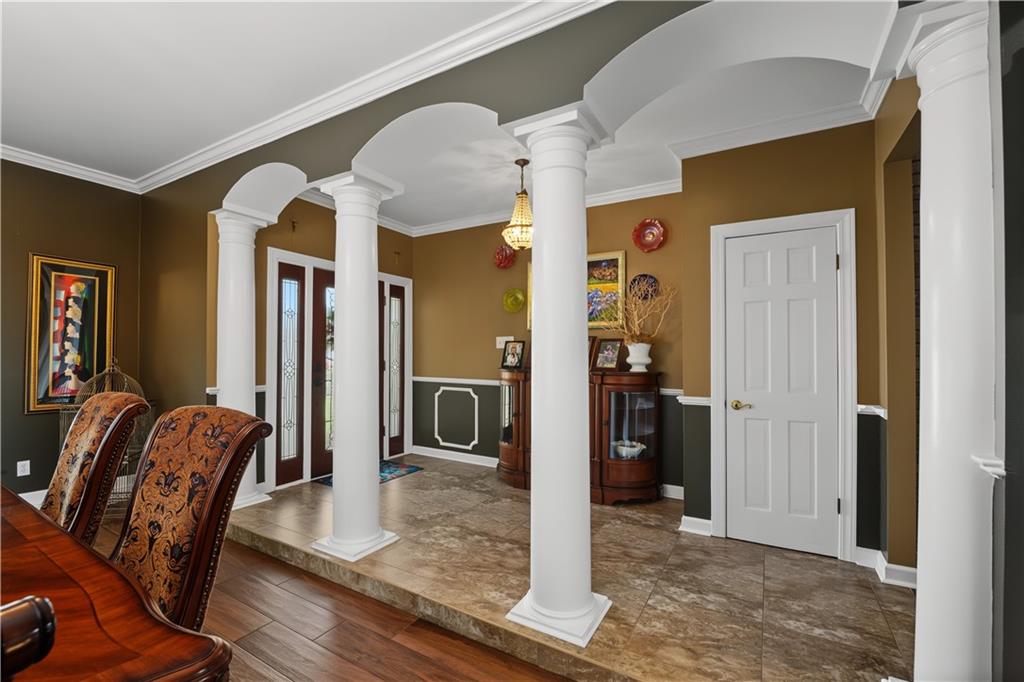 25 CHATEAU HAUT BRION Drive