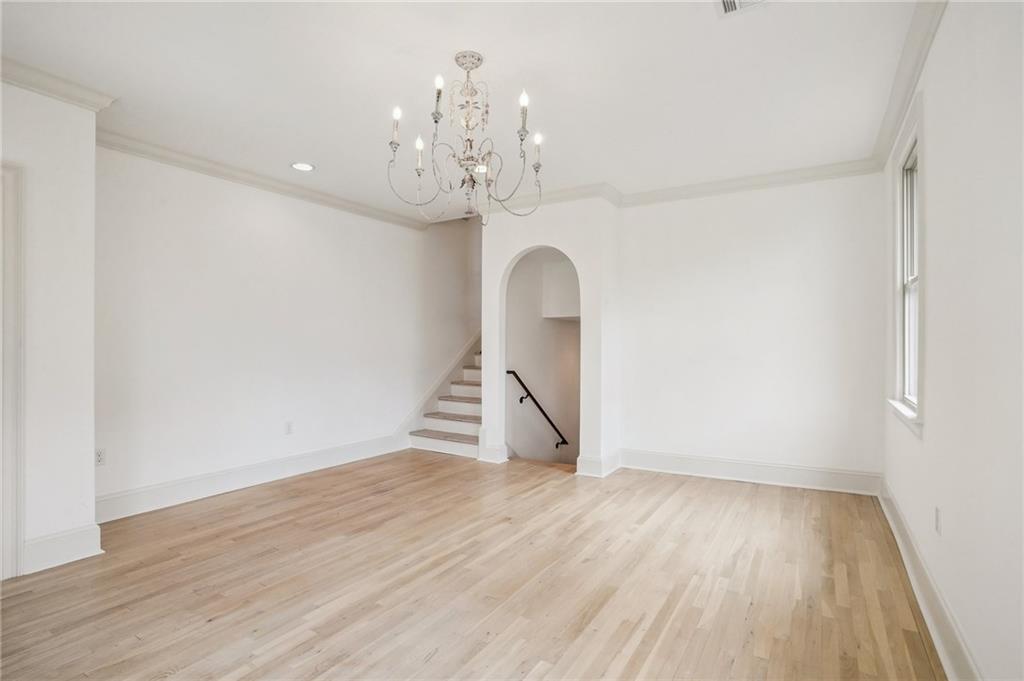 6351 LOUIS XIV Street