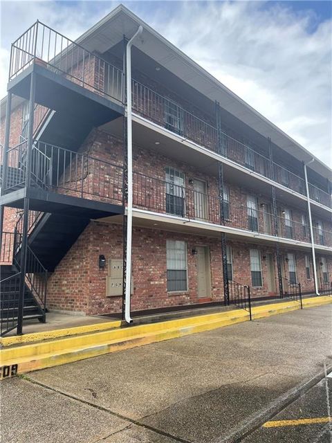 2609 TRANSCONTINENTAL Drive Metairie LA 70001