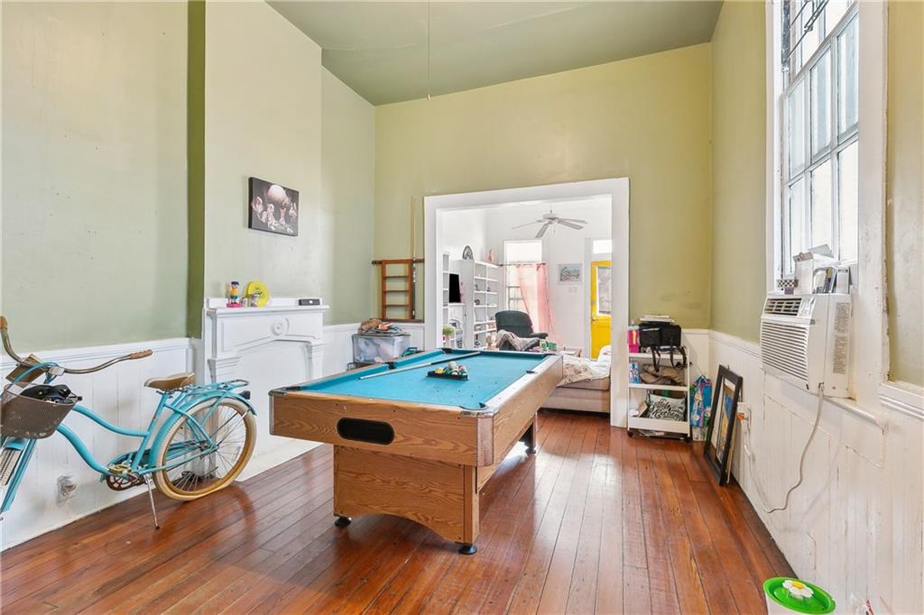 New Orleans, Louisiana 70119, United States, 4 Bedrooms Bedrooms, ,2 BathroomsBathrooms,Residential,Active,5819