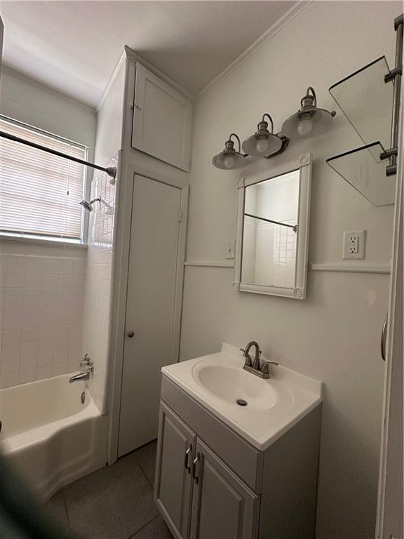 Metairie, Louisiana 70005, United States, 2 Bedrooms Bedrooms, ,2 BathroomsBathrooms,Residential,Active,95891