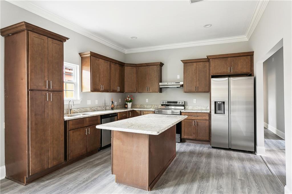 New Orleans, Louisiana 70116, United States, 5 Bedrooms Bedrooms, ,3 BathroomsBathrooms,Residential,Active,139345