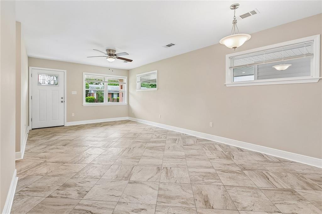 1711 RIVER OAKS Drive