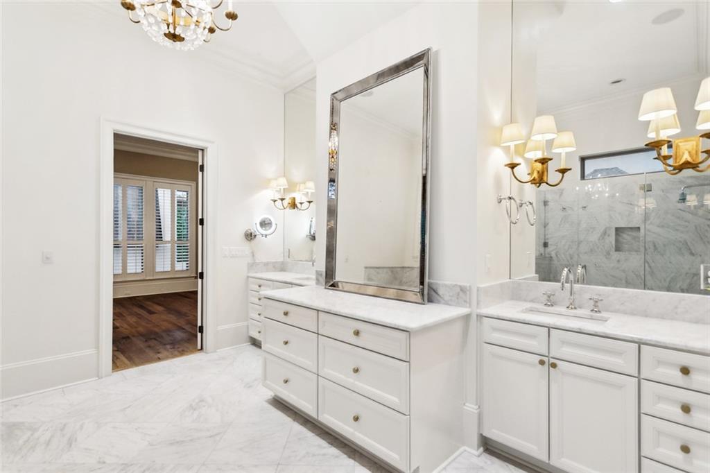 Mandeville, Louisiana 70471, United States, 5 Bedrooms Bedrooms, ,6 BathroomsBathrooms,Residential,Active,85756