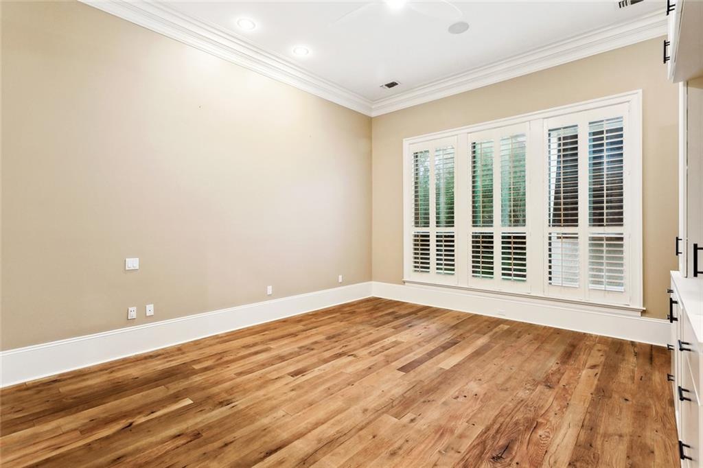 Mandeville, Louisiana 70471, United States, 5 Bedrooms Bedrooms, ,6 BathroomsBathrooms,Residential,Active,85756