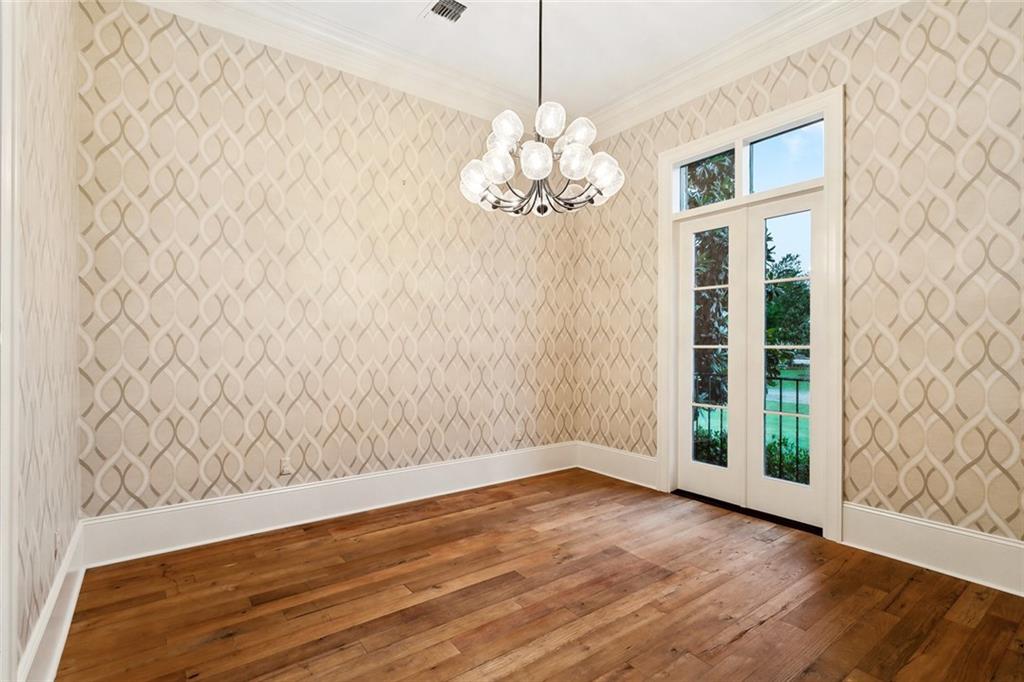 Mandeville, Louisiana 70471, United States, 5 Bedrooms Bedrooms, ,6 BathroomsBathrooms,Residential,Active,85756