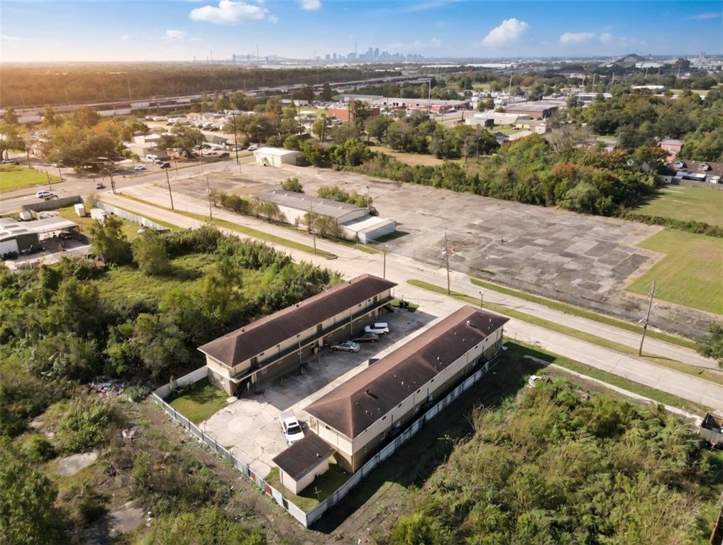 4415 35 WILSON Avenue