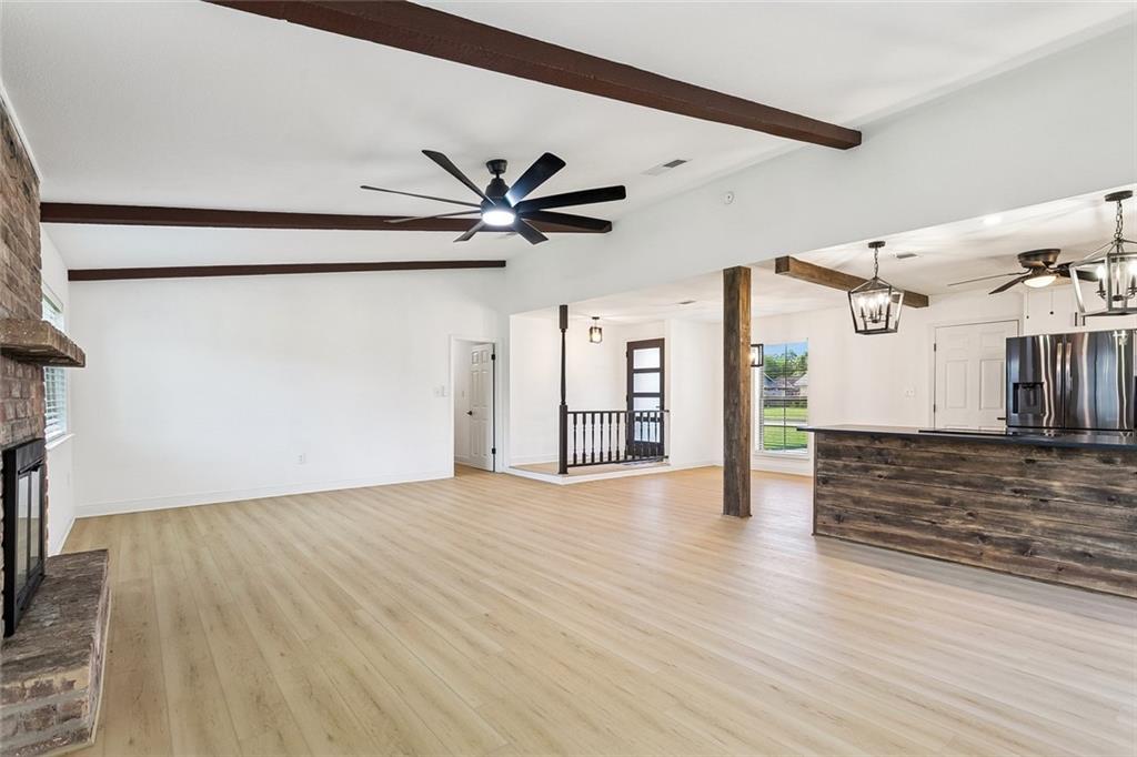 214 SCOTT Drive