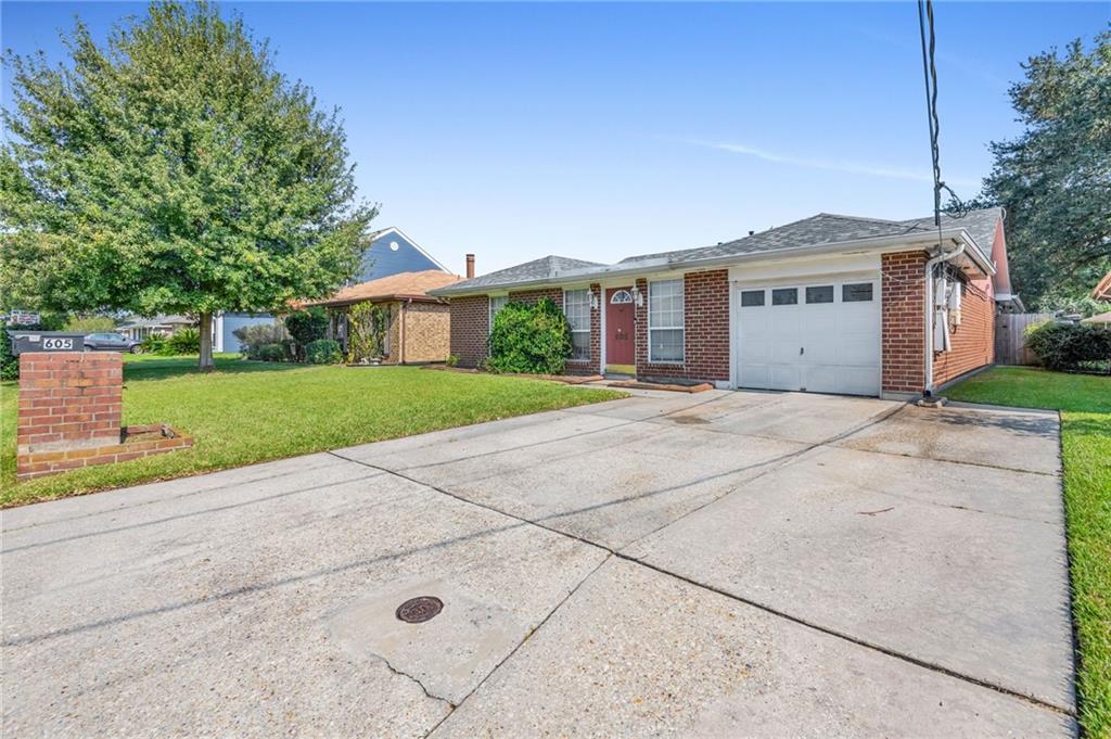 605 PARK RIDGE Drive