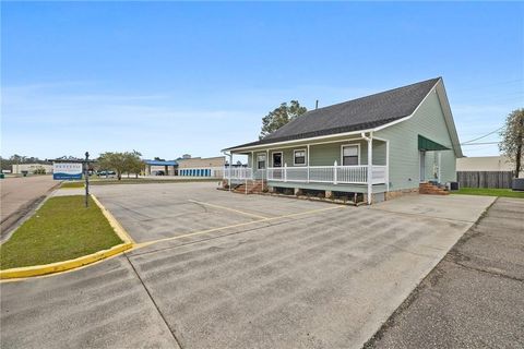 206 MARKET Street Hammond LA 70401