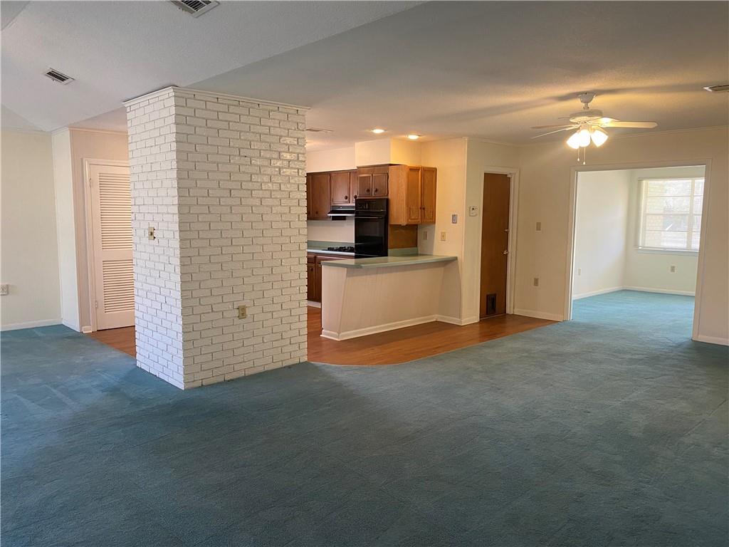 650 DALE Drive