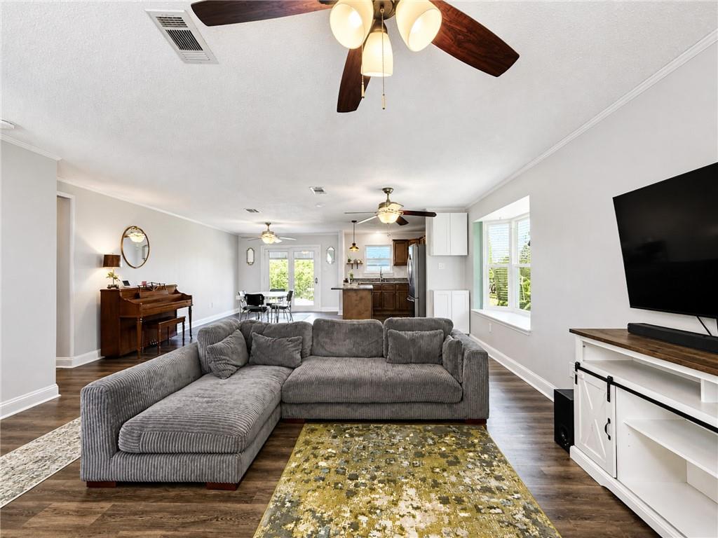 2745 RIDGEFIELD Road