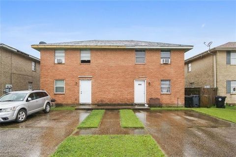 6940 42 BUNDY Road New Orleans LA 70127