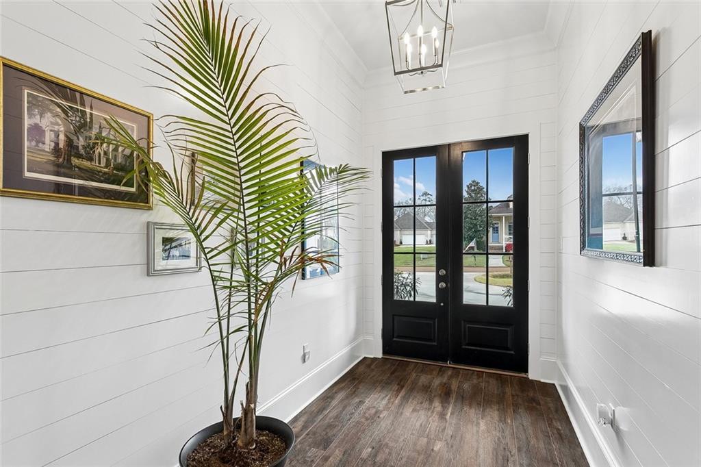 305 STEEPLECHASE Drive