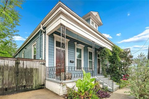 1607 LOUISA Street New Orleans LA 70117