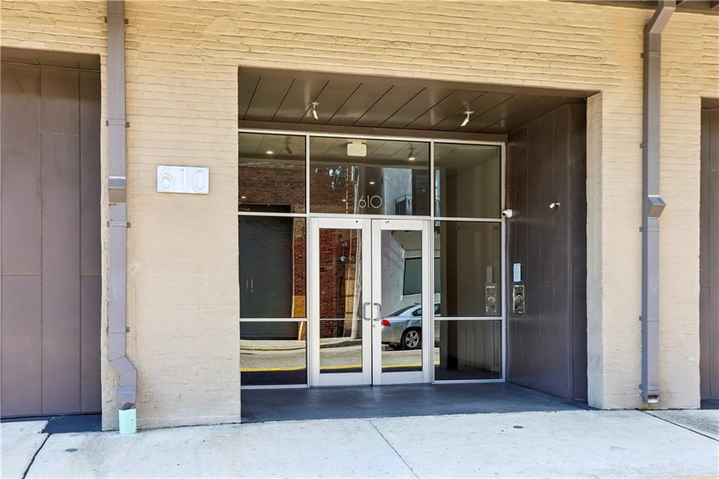 610 JOHN CHURCHILL CHASE Street 6