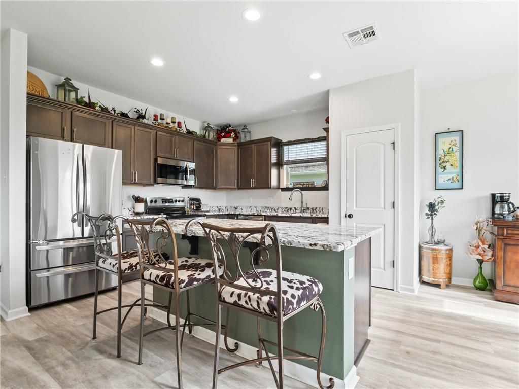 39506 N POND Trail